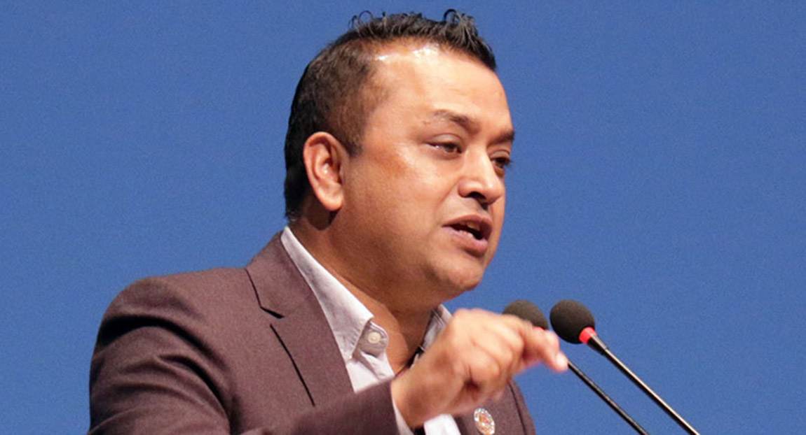 काठमाडौं-४ मा ७ हजार ४ सय भन्दा बढी मतान्तरले गगन थापा विजयी