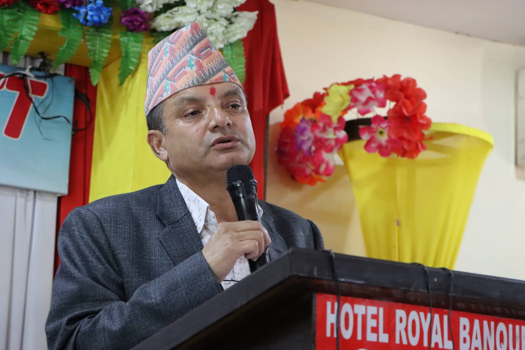 गहभरि आँसु लिएर कोइरालाले भने पटकपटक बिद्रोह गरेर बस्दाबस्दै आज स्वतन्त्र उम्मेद्बारी दिने बाध्यता आइपर्यो