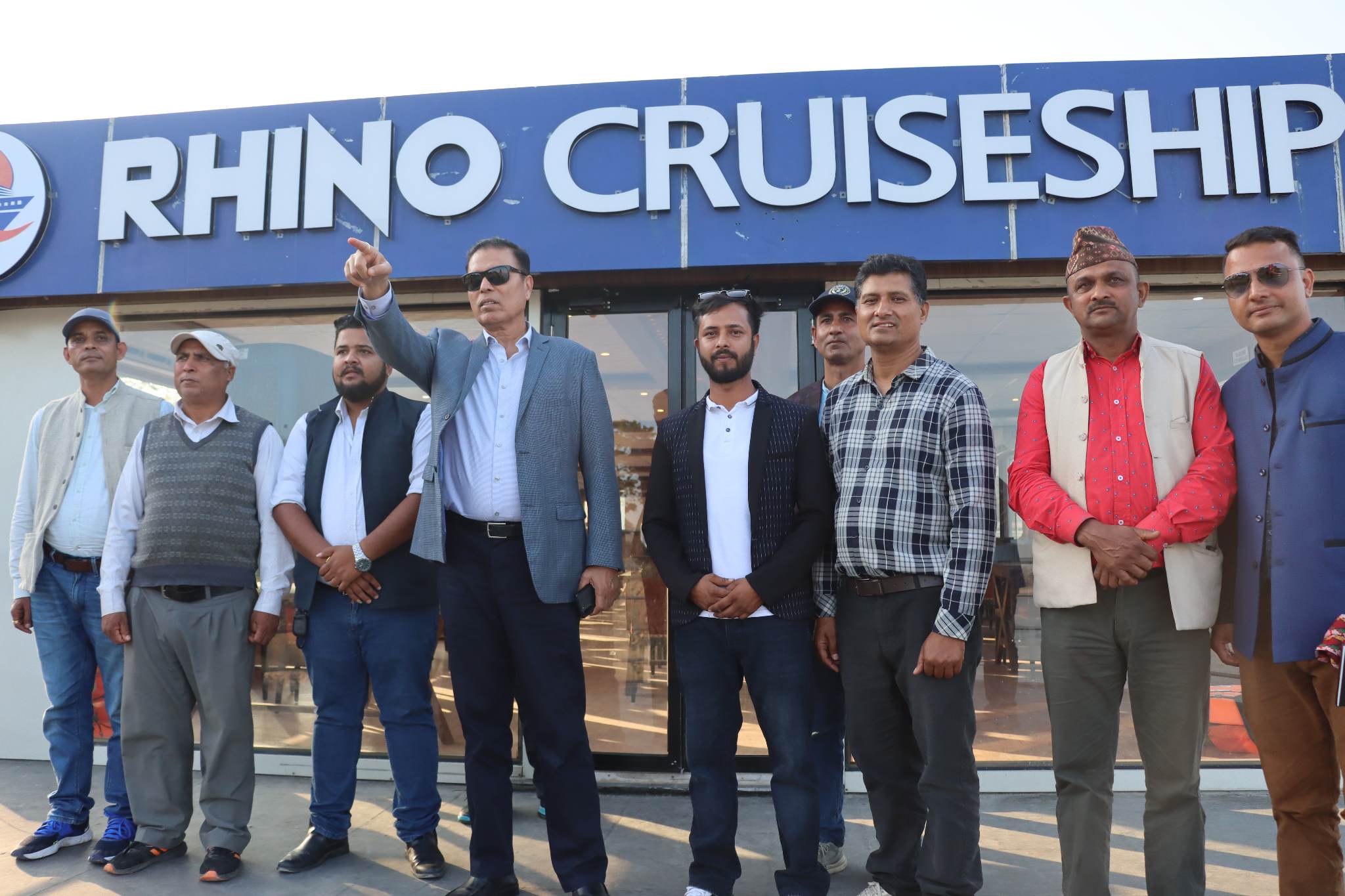 क्रुज सयर गर्दै पूर्वमन्त्री पाण्डेले भने आफ्नै निर्वाचन क्षेत्रमा पहिलाे क्रुज चल्दा खुसी लाग्यो, यसले पर्यटकीय गतिविधि बढाउछ